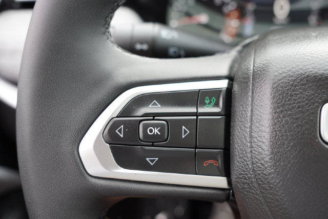 Used 2023 Jeep Compass Latitude w/ Sun and Sound Group AWD/4WD image 33