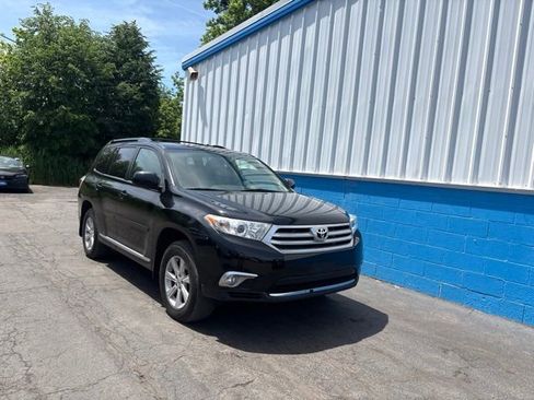 Used 2011 Toyota Highlander SE w/ Tow Pkg AWD/4WD image 7