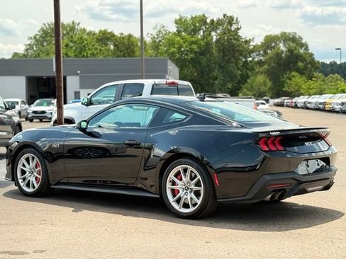 Used 2025 Ford Mustang GT Premium RWD image 46