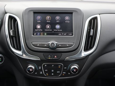 Used 2023 Chevrolet Equinox LT image 10