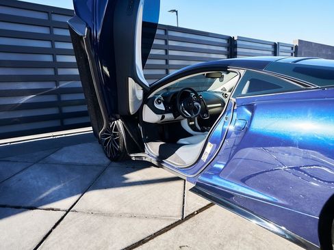 Used 2022 McLaren GT image 30