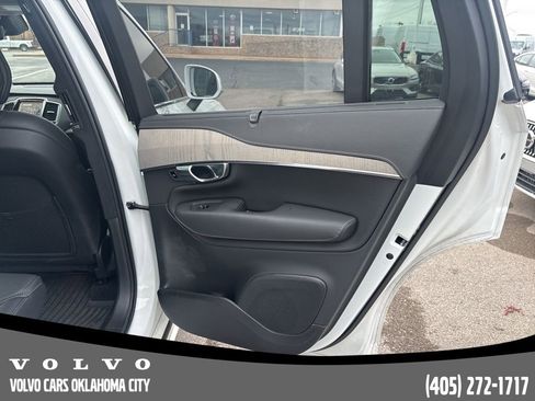 Certified 2025 Volvo XC90 B6 Ultra w/ Lounge Package image 26