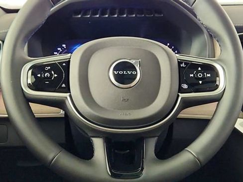 New 2026 Volvo XC90 B6 Plus w/ Protection Package Premier AWD/4WD image 25