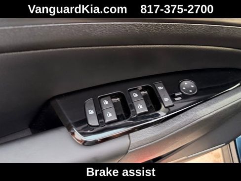 Used 2023 Kia Sportage EX image 16