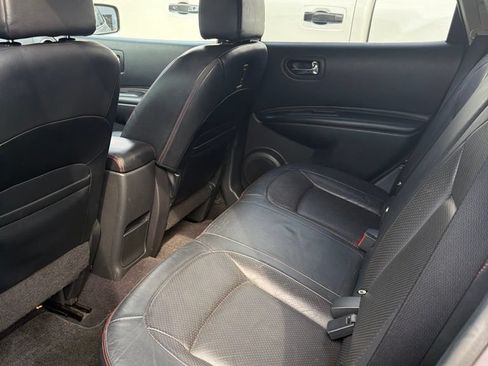Used 2009 Nissan Rogue SL w/ Premium Pkg AWD/4WD image 6