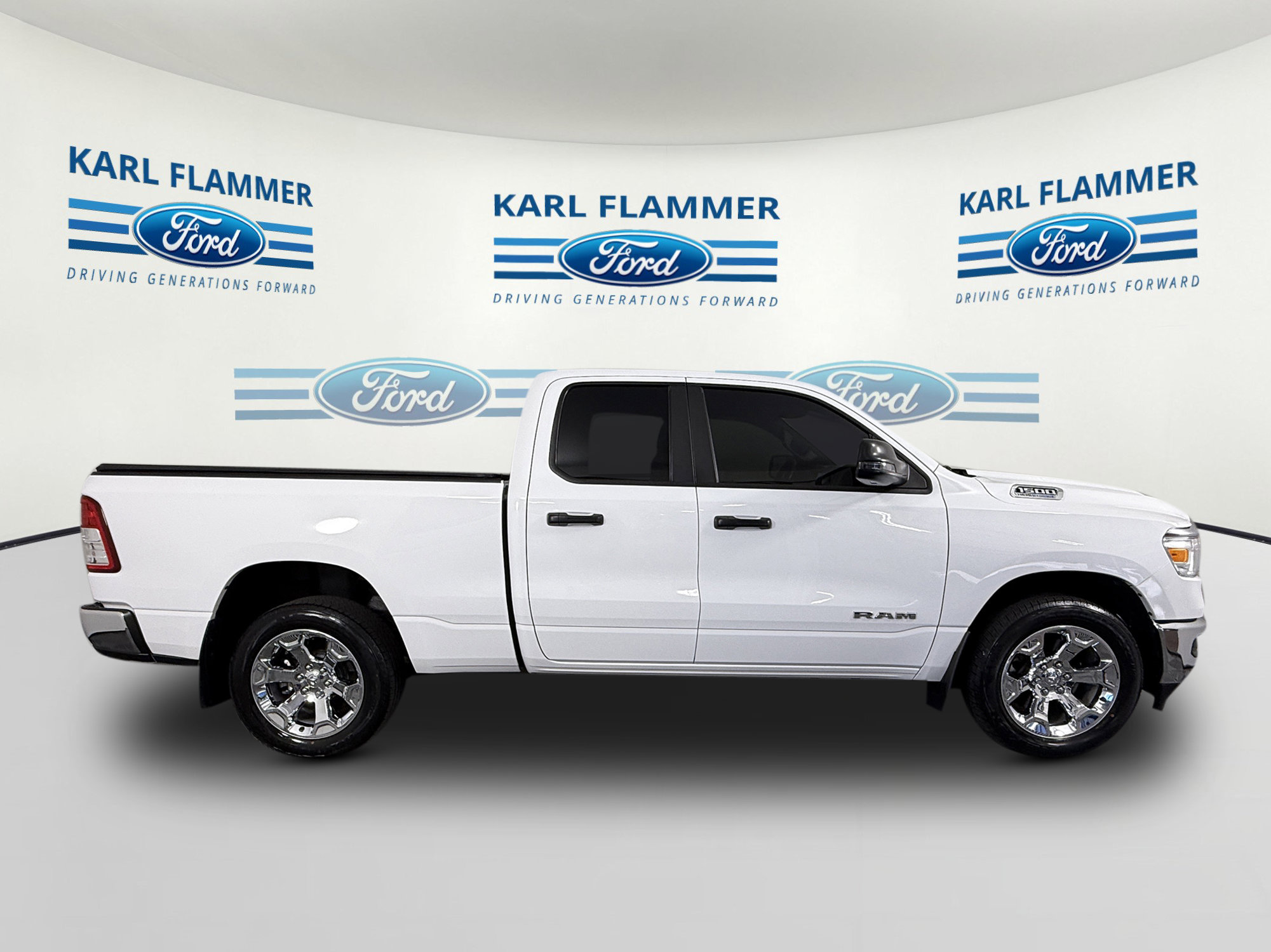 Used 2024 RAM 1500 Big Horn RWD image 2