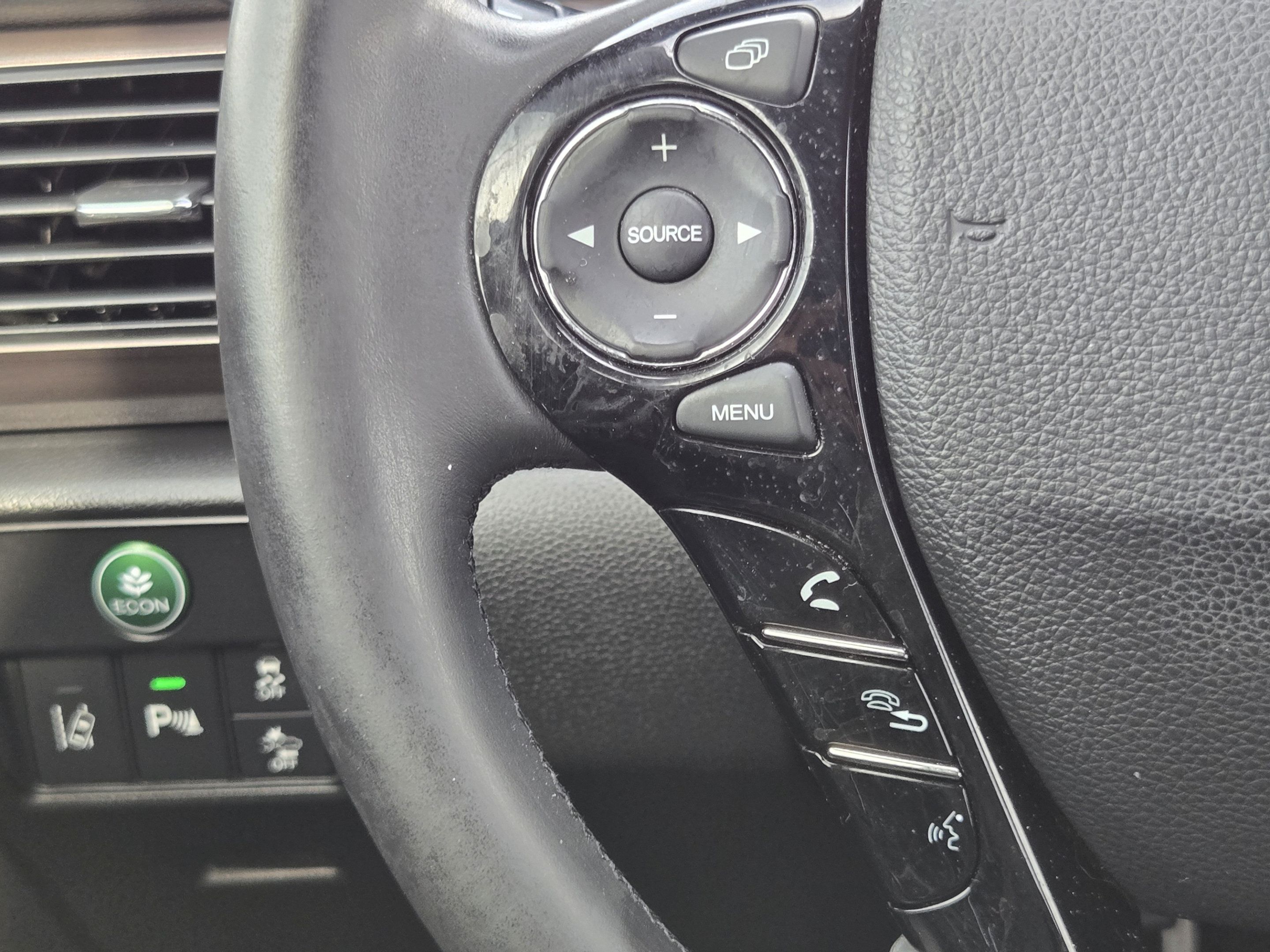 Used 2017 Honda Accord Touring image 24