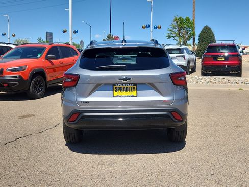 New 2026 Chevrolet Trax RS w/ Driver Confidence Package FWD image 11