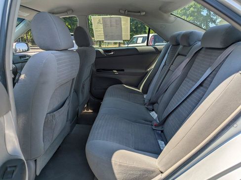 Used 2006 Toyota Camry LE FWD image 24