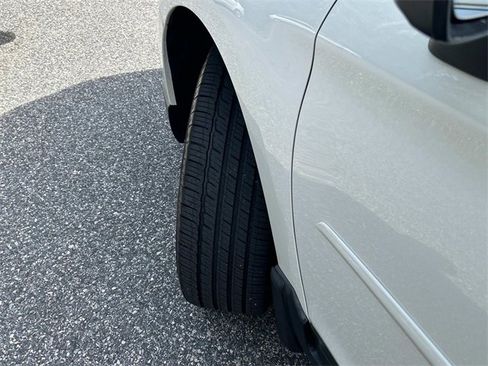 Used 2016 Subaru Outback 3.6R Limited image 10