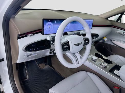 New 2026 Genesis GV70 2.5T Advanced AWD/4WD image 9