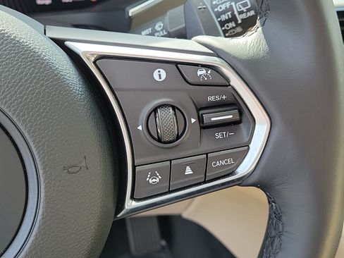 Used 2023 Acura MDX SH-AWD w/ Technology Package image 31