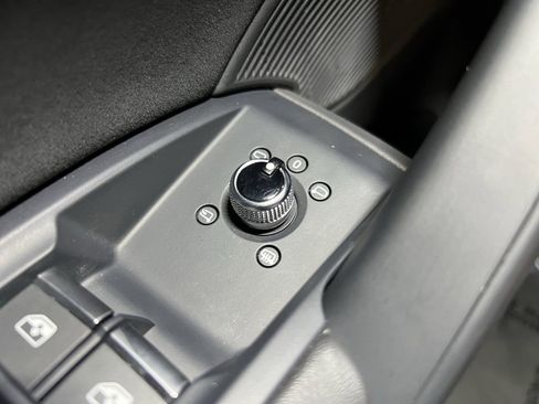 Used 2024 Audi SQ5 Premium Plus w/ Premium Plus Package image 26