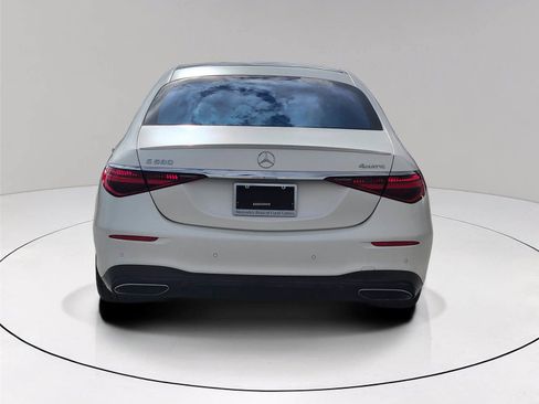 Used 2022 Mercedes-Benz S 580 4MATIC Sedan image 5
