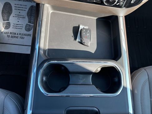 New 2026 GMC Sierra 3500 SLT w/ SLT Premium Package image 17