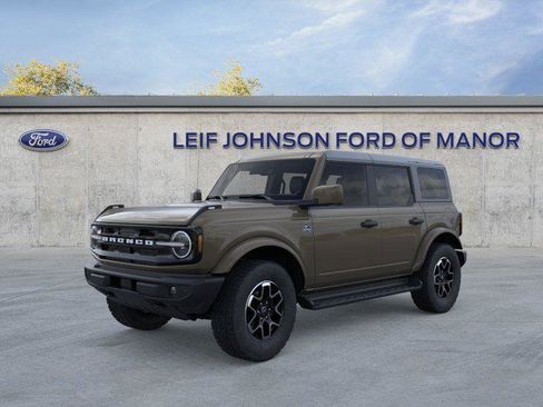 New 2026 Ford Bronco Outer Banks AWD/4WD image 1