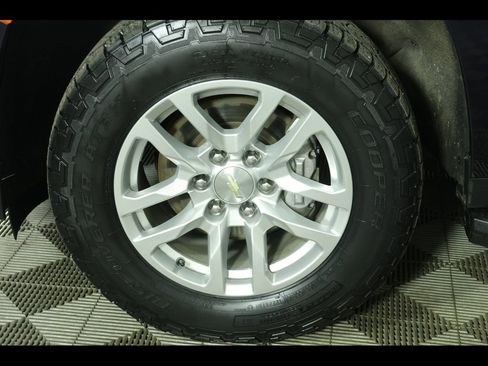 Used 2021 Chevrolet Tahoe LS image 5