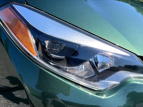 Used 2016 Toyota Corolla LE FWD image 27