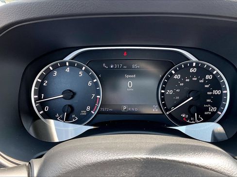 Certified 2025 Nissan Frontier SV AWD/4WD image 20
