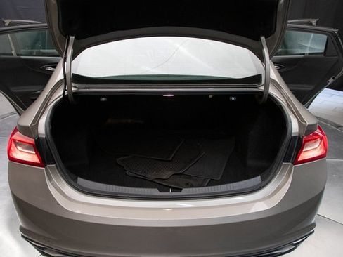 Used 2023 Chevrolet Malibu LT image 19