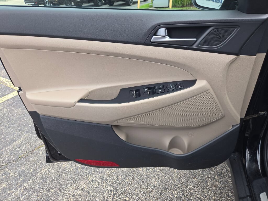 Used 2016 Hyundai Tucson Limited FWD image 24