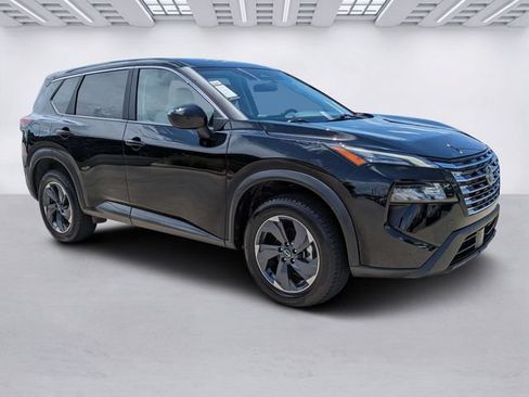 Used 2025 Nissan Rogue SV FWD image 1