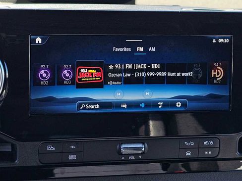 Used 2025 Mercedes-Benz Sprinter 2500 image 27