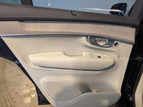 New 2026 Volvo XC90 B6 Ultra w/ Protection Package AWD/4WD image 23