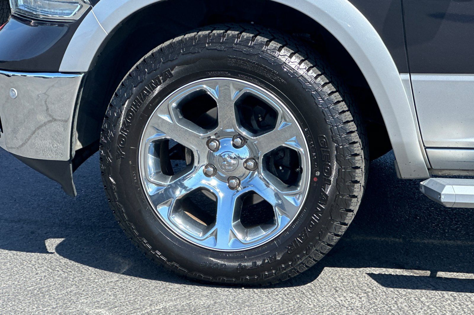 Used 2017 RAM 1500 Laramie w/ Convenience Group AWD/4WD image 25