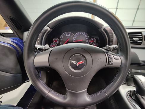 Used 2007 Chevrolet Corvette Convertible w/ Preferred Equipment Group image 28