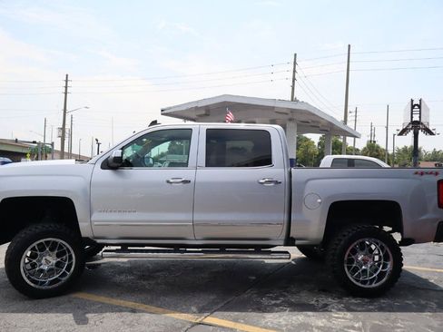 Used 2017 Chevrolet Silverado 1500 LTZ AWD/4WD image 7
