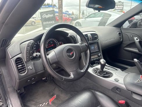 Used 2006 Chevrolet Corvette Coupe RWD image 5