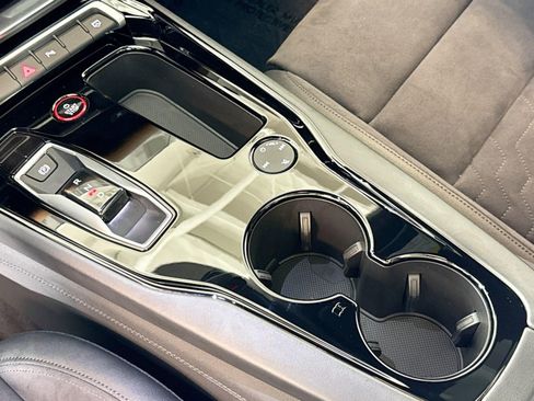 Used 2023 Audi e-tron GT Premium Plus image 16