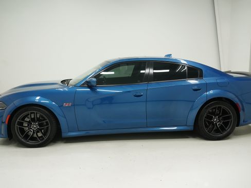 Used 2021 Dodge Charger Scat Pack RWD image 7