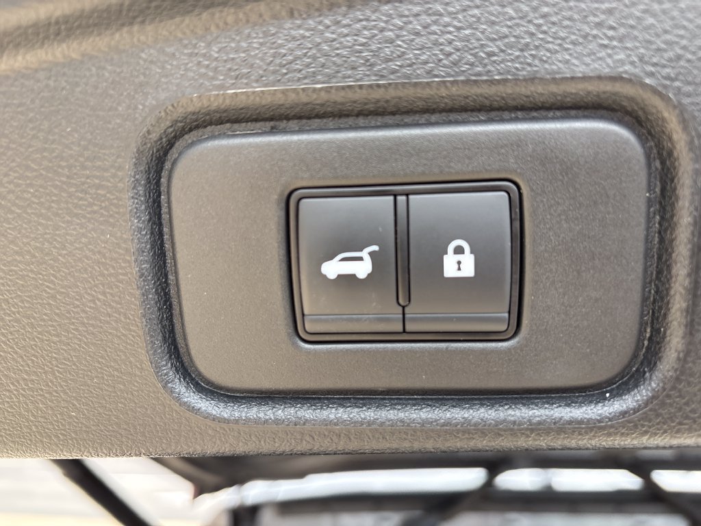 Certified 2024 Nissan Pathfinder SL w/ SL Premium Package FWD image 46