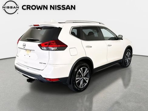 Certified 2019 Nissan Rogue SV w/ Premium Package image 6