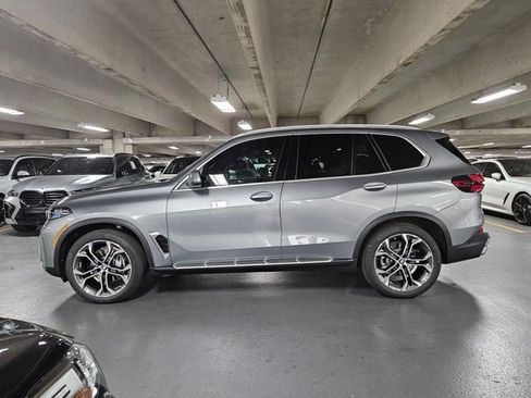 Certified 2026 BMW X5 xDrive40i w/ Climate Comfort Package AWD/4WD image 8