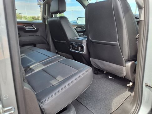 Used 2024 GMC Sierra 1500 Denali w/ Denali Reserve Package AWD/4WD image 13