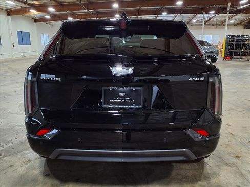 New 2026 Cadillac Optiq Sport 1 image 8