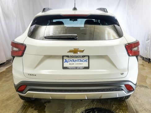 New 2026 Chevrolet Trax LT image 6