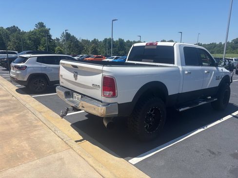 Used 2017 RAM 2500 Laramie AWD/4WD image 2