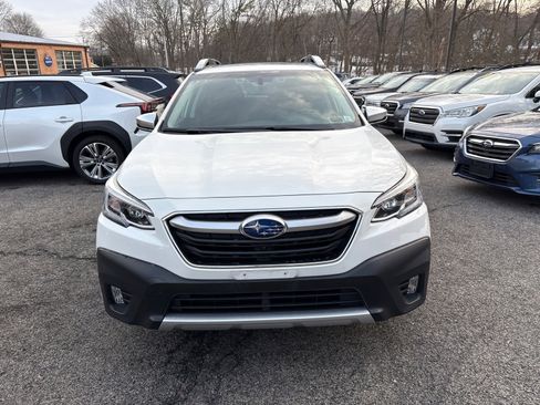 Used 2020 Subaru Outback Touring AWD/4WD image 2