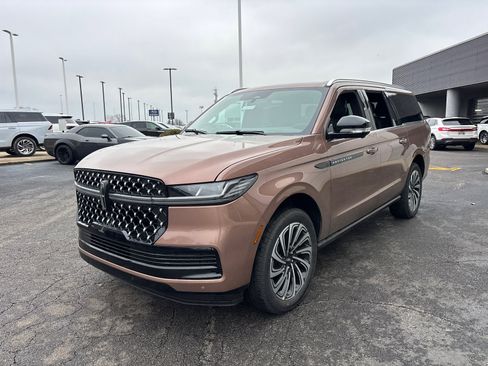 New 2026 Lincoln Navigator L Black Label image 3
