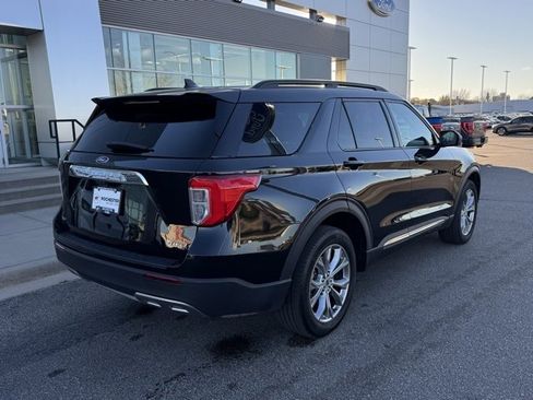 Certified 2023 Ford Explorer XLT w/ Equipment Group 202A image 38