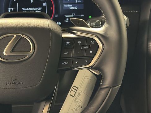 New 2026 Lexus LX 600 4WD w/ Luxury Package image 18