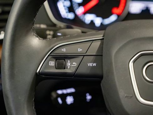 Used 2023 Audi Q5 2.0T Premium image 16