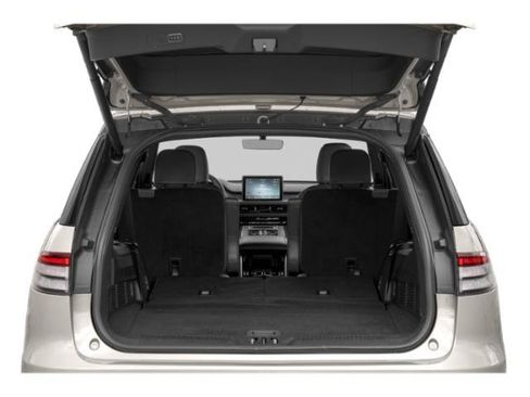 Used 2023 Lincoln Aviator Reserve w/ Elements Package Plus image 11