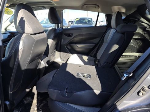 Used 2024 Subaru Crosstrek 2.0i Premium image 32