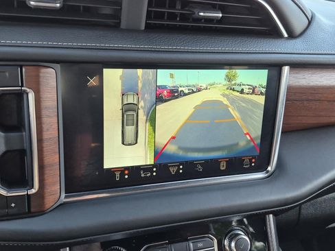 Used 2023 GMC Yukon Denali Ultimate w/ LPO, Floor Liner Package AWD/4WD image 36