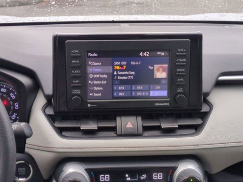 Certified 2022 Toyota RAV4 XLE w/ Convenience Package image 17